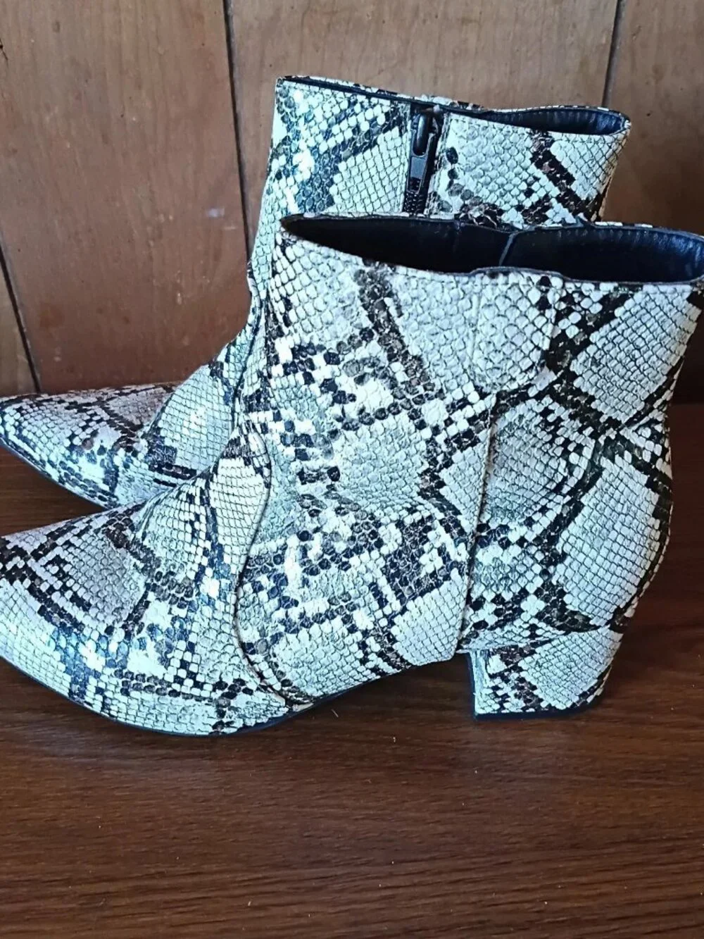 Cupid Snake Print Ankle Boots Women's Size 8 Pointed Toe Block Heel Booties